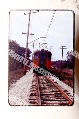 35mm Dia, SOUTH SHORE TRAIN #104 @ MICHIGAN CITY XING Nov-73 Orig CSS&SB CSS