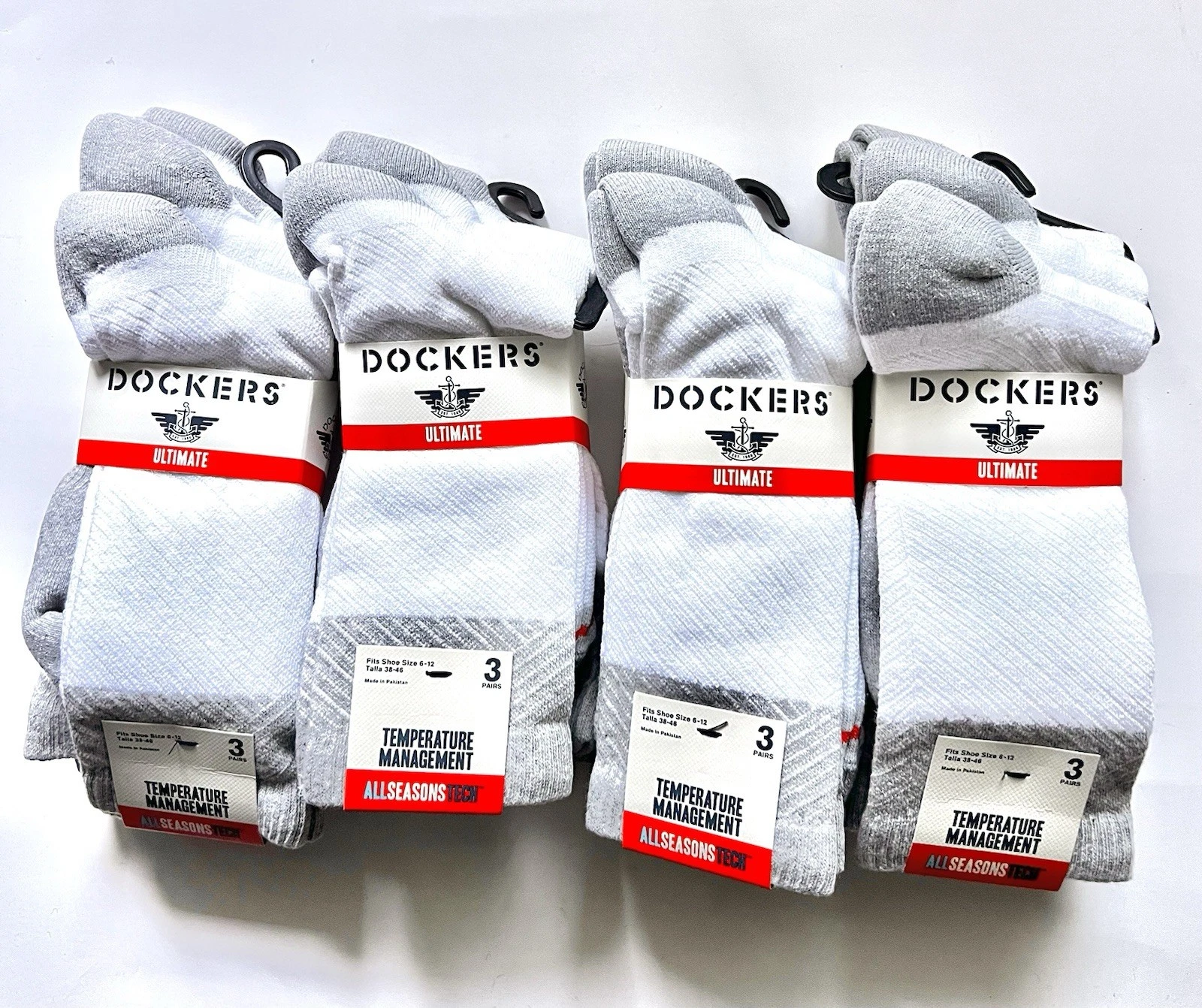 Crew Socks DOCKERS Ultimate Mens 12 Pairs Temperature Management White Size 6-12