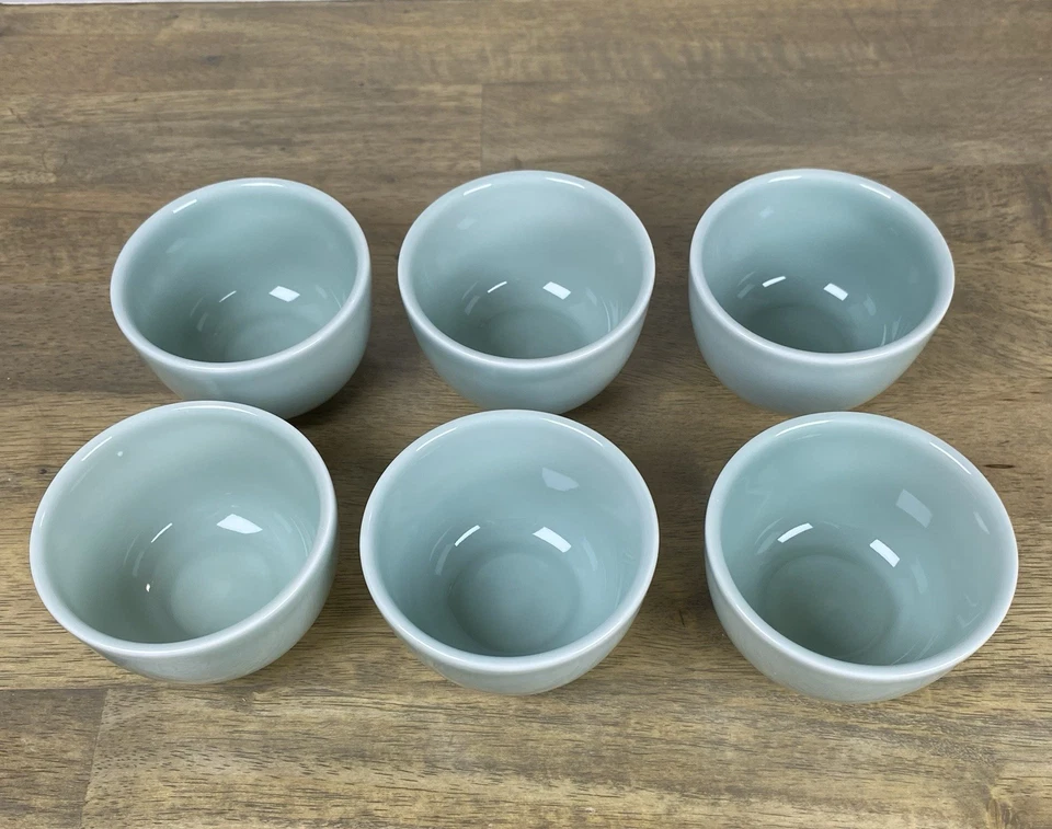 Juego de 6 tazas de té de porcelana de inspiración asiática minimalista Alessi for Delta de 5 oz. Foto 2 de 4