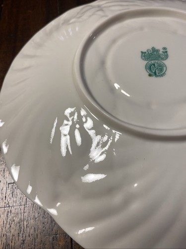 Belleek Shamrock Plate 9" 5th Mark 1955-1965 - Picture 7 of 11