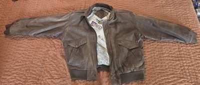 Roundtree & Yorke Large Vintage Bomber Jacket RN 58909 Genuine Brown Leather