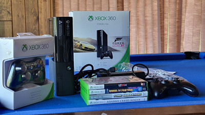 Microsoft Xbox 360 E 500GB Console Bundle 2 Controllers HDMI Power Cables Games
