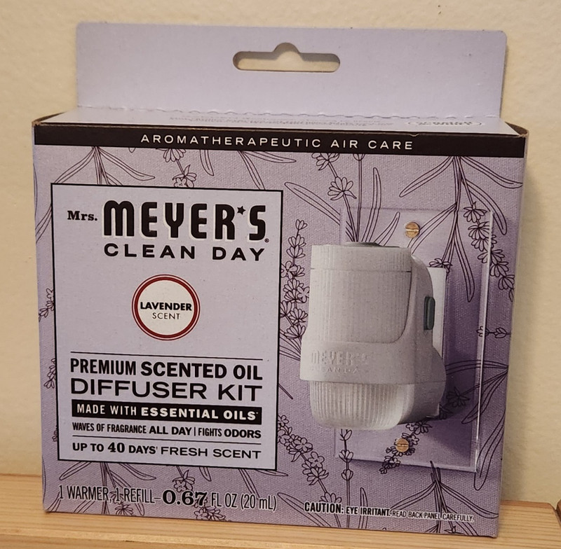 2 Mrs. Meyer's Clean Day Lavender Plug-In Oil Diffuser Kits. New In Box