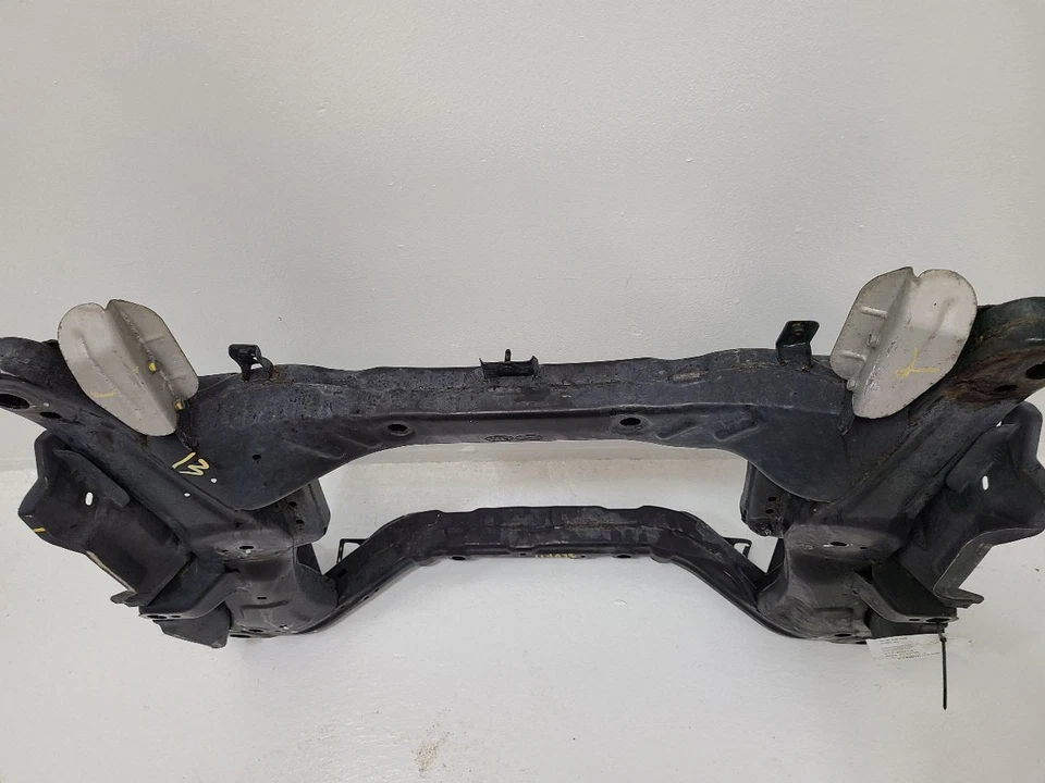 10-14 HYUNDAI GENESIS Crossmember K Frame Front Sedan 3.8L 624103N000 - Image 2 of 4