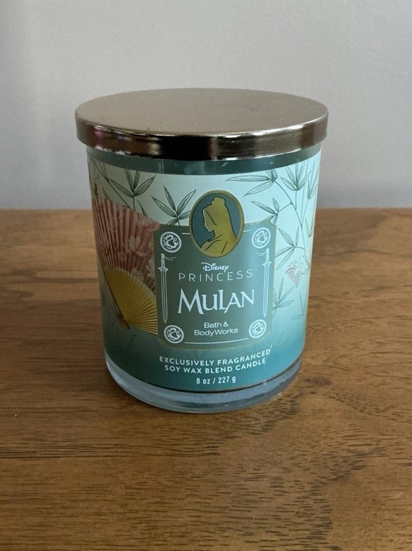 Bath & Body Works  Mulan DISNEY Single Wick Candle 8 oz NEW