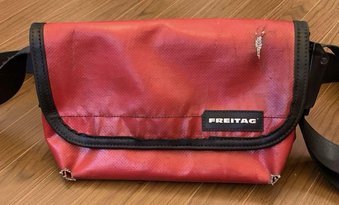Freitag F41 HAWAII FIVE-O Shoulder Bag Messenger Red Freitag F41 HAWAII FIVE-O Shoulder Bag Messenger Red