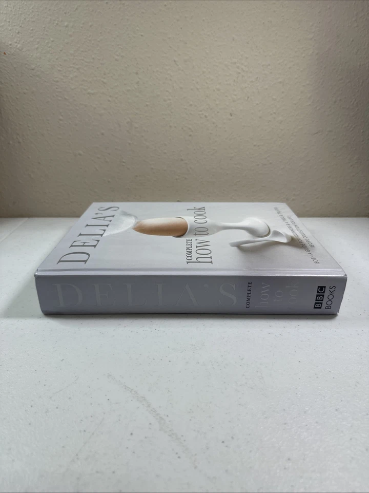 Delia's Complete How To Cook: Both a guide for begin... by Smith, Delia Hardback - Image 3 of 4