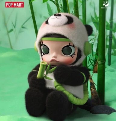 POPMART MEGA SPACE MOLLY 400% Panda Limited Edition