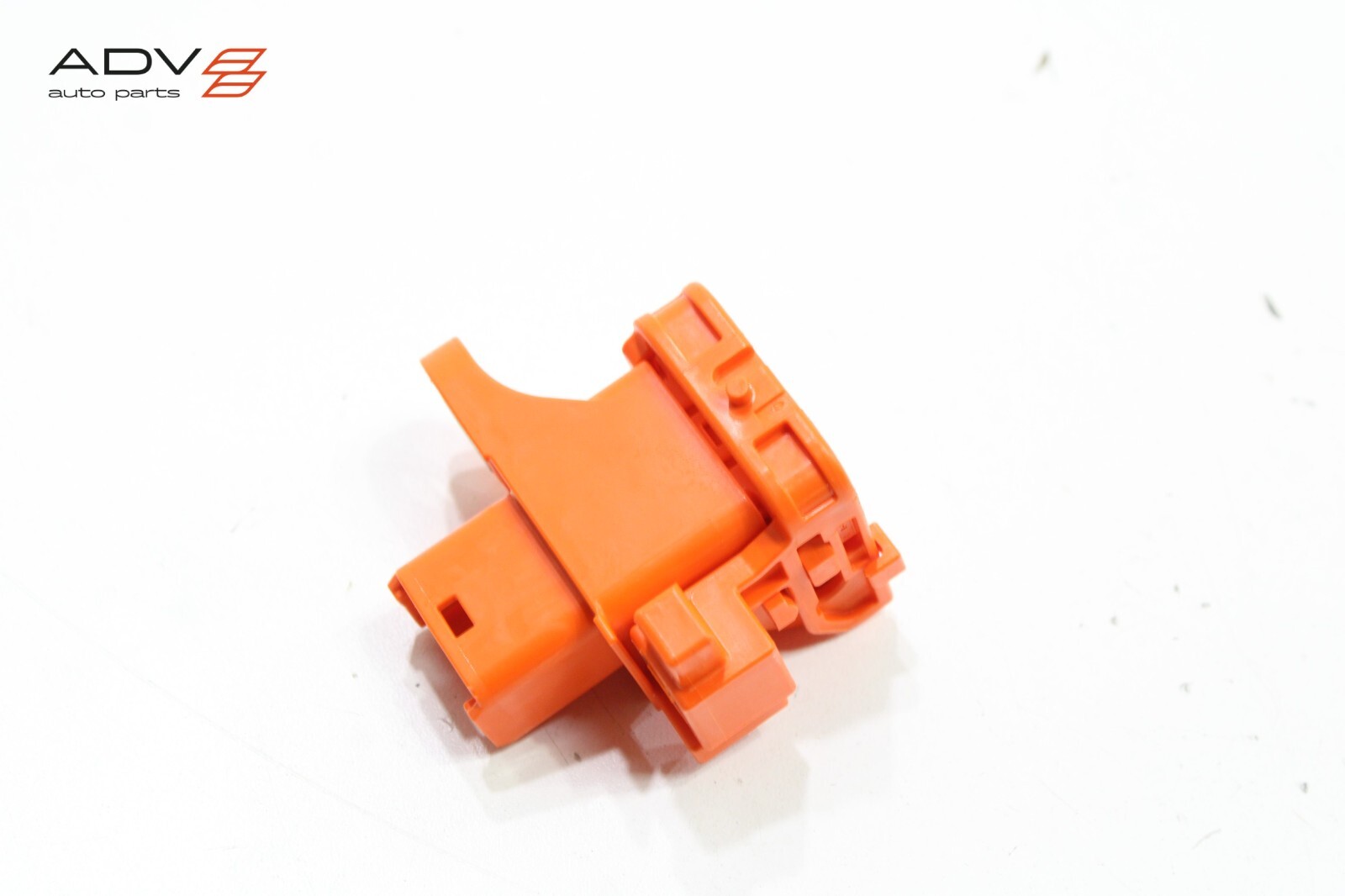 2023 - 2025 SUBARU SOLTERRA HIGH VOLTAGE BATTERY GRIP PLUG CONNECTOR OEM