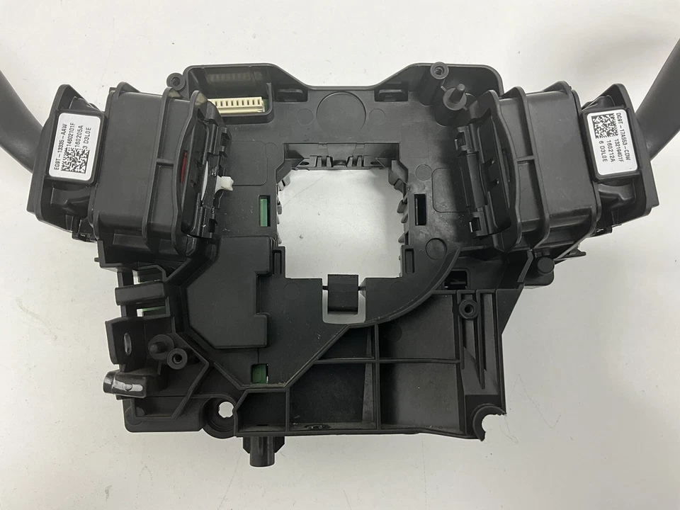 Оригинальные заводские переключатели фар, поворотов, стеклоочистителей 2016 Ford Edge DG9T-17A553-CDW - Изображение 3 из 4