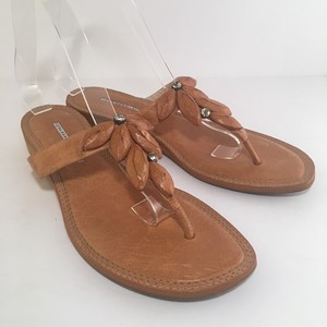 vera wang lavender sandals