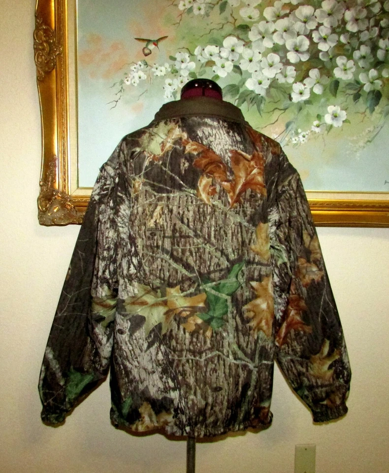 GAME WINNER SZ L 3 WAY REVERSIBLE CAMO NYLON/FLEECE JACKET/VEST/ZIP OFF SLEEVES - Image 3 of 4