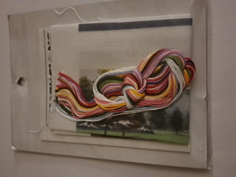 Kit de bordado vintage Dimensions Waterfall at Fifteen Scene Crewel 7" X 5" Foto 4 de 4