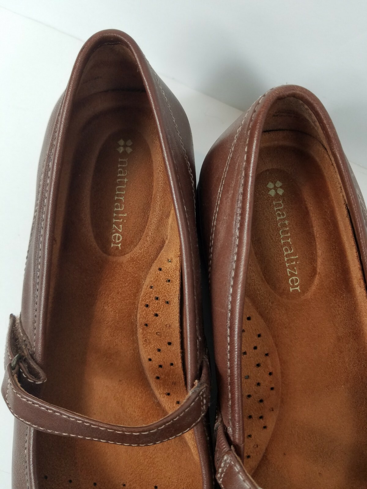 naturalizer fearn flat