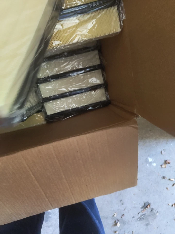 Genuine Ford OEM Motorcraft Engine Air Filter FA1883 1PC New - Image 2 of 3