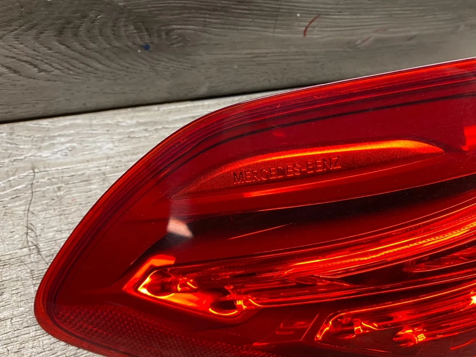 OEM MERCEDES-BENZ W222 CLASE S SEDÁN 2014-2017 LADO DEL CONDUCTOR IZQUIERDO LED LUZ Foto 2 de 4