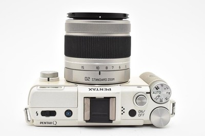 Pentax Q10 White 12.4MP Digital Camera 02 Lens Kit 180 Shots [EXC