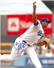 JONATHAN BROXTON LOS ANGELES DODGERS SIGNED 8X10 PHOTO