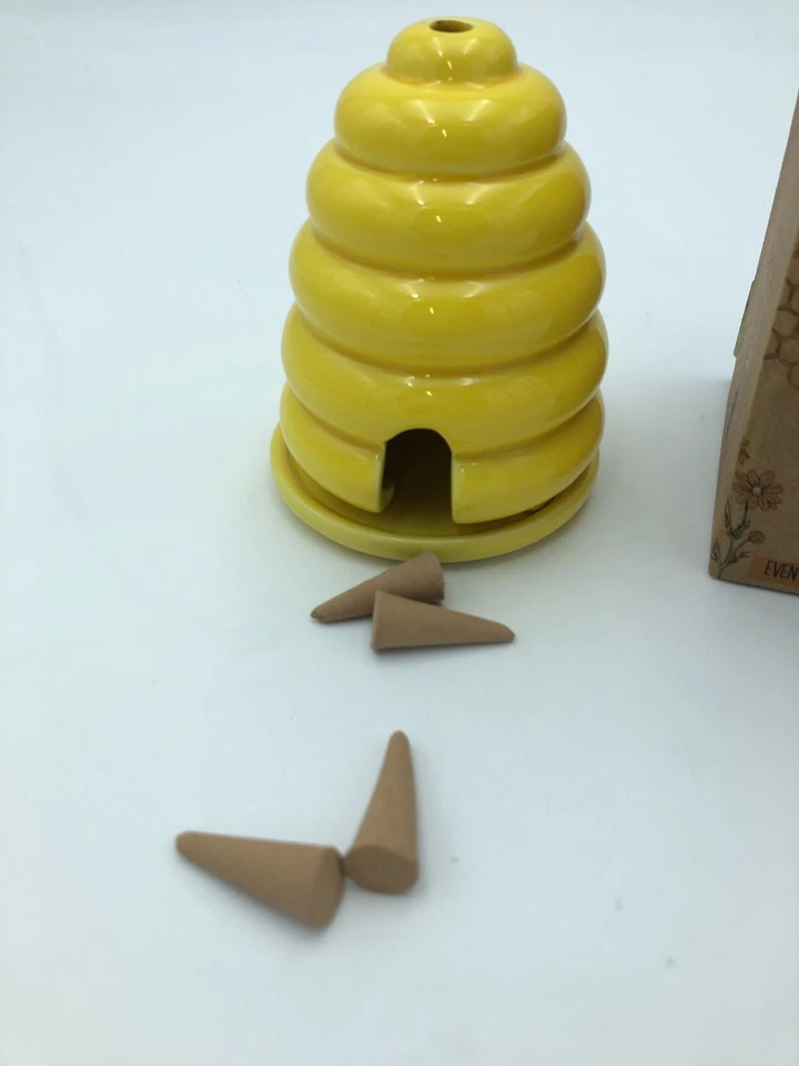 Juego de ahumador Gift Republic colmena con aroma a sándalo - Imagen 3 de 4