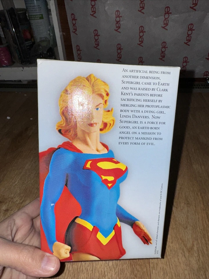 2000 DC DIRECT SUPERGIRL BY BRUCKNER COLD CAST PORCELAIN STATUE SUPERMAN LE 1634 - Image 3 of 4