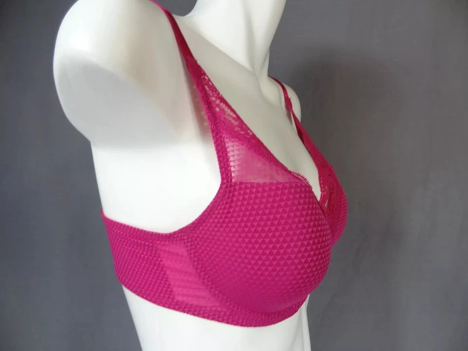 Sujetador Passionata 5701 con aros forrado rosa talla 32D EE. UU. Foto 4 de 4