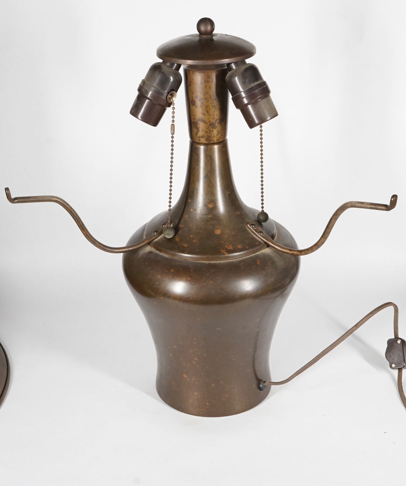 The Mica Lamp Company Arts & Crafts Jar Copper Table Lamp eBay