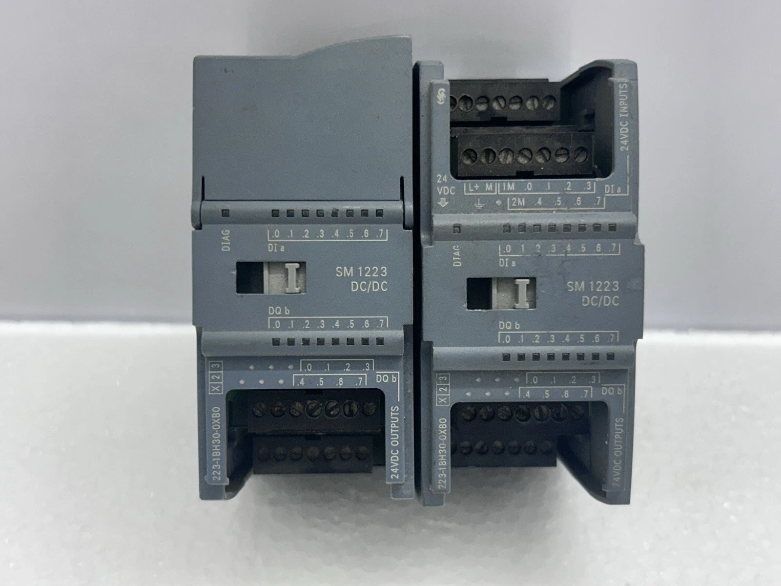 SIEMENS 6ES7223-1BH30-0XB0 Used Working SIMATIC S7-1200 Digital I/O
