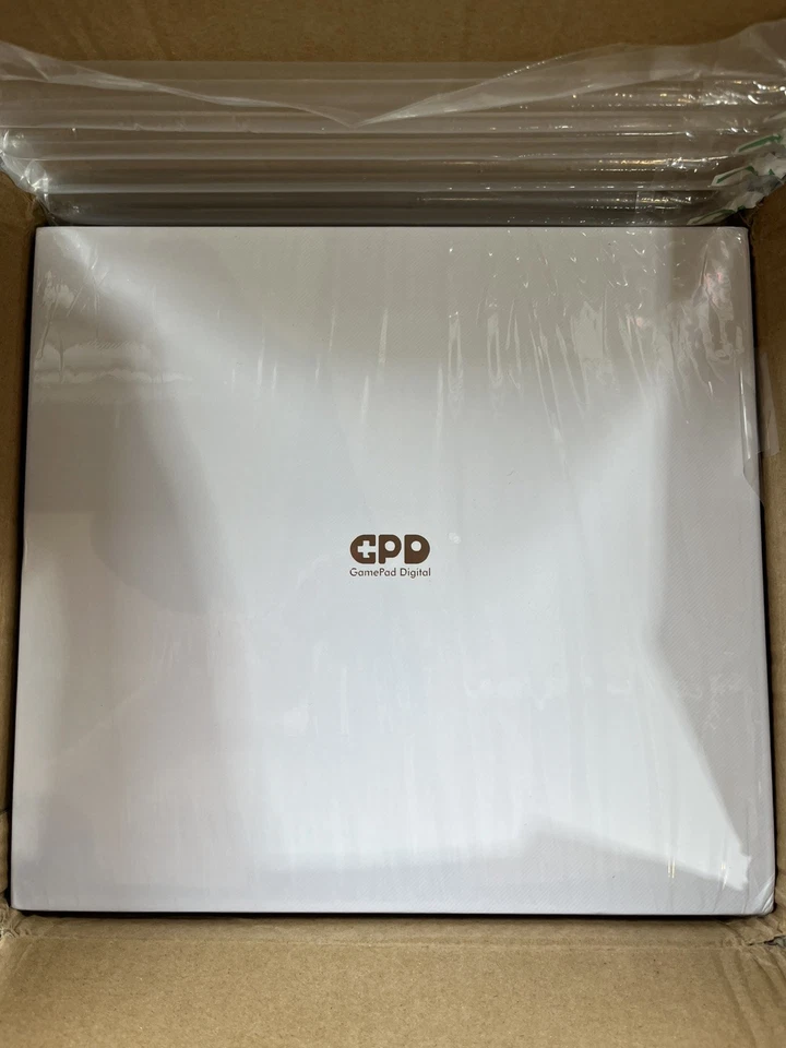 GPD Pocket 4 2025, AMD Ryzen 9 AI HX 370, 32GB RAM, 2TB NVMe SSD - Image 4 of 4