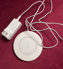 Belkin Boost Up Wireless Charging Pad F7U027 - White