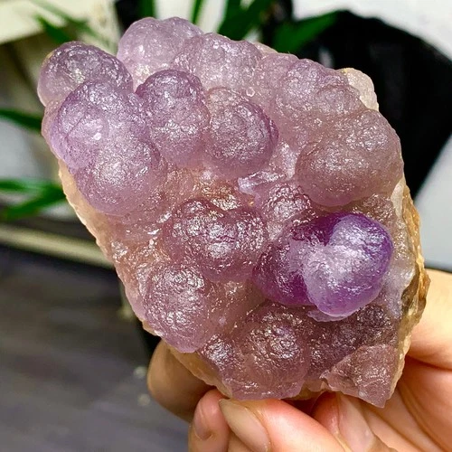 338G  Natural transparent purple cubic fluorite mineral crystal sample/China