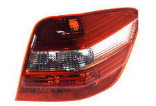 1x Rückleuchte Heckleuchte RECHTS FUR MERCEDES M/ML W164 2005-2008