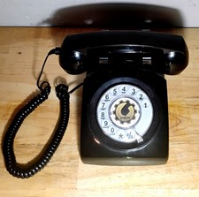 Modern Day Rotery Phone With The Original Cord And Has Redial thumbnail