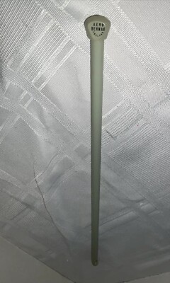 Crochet Hook 14  Bernat England 9. MM