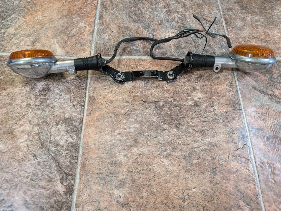 Yamaha Virago 1100 XV1100 1992 intermitentes delanteros izquierdo derecho luces indicadores Foto 4 de 4