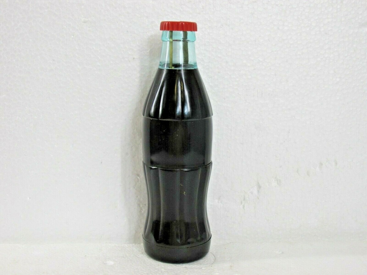 VINTAGE COCA-COLA BOTTLE SHAPED PLASTIC FLASHLIGHT COLLECTIBLE