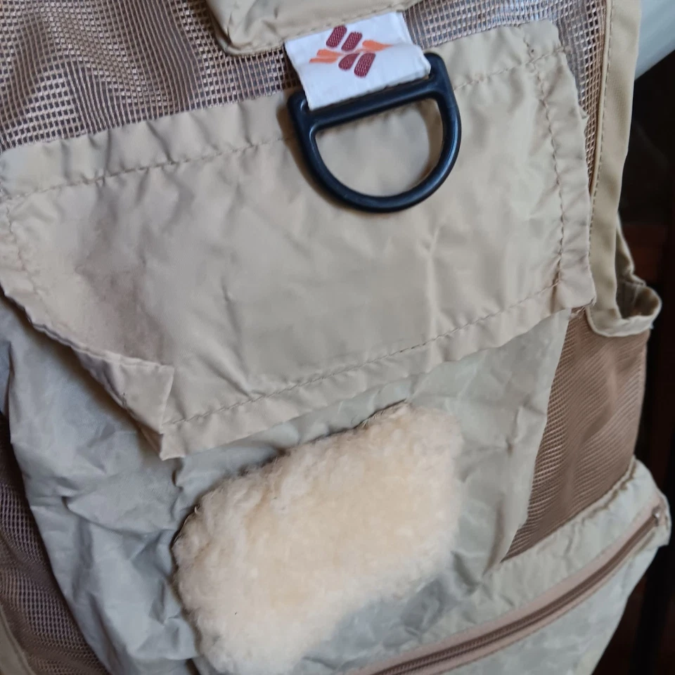 Men's Small Vintage Columbia Fly Fishing Vest Beige Mesh Nylon USA - Image 2 of 4