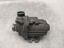 Pompe à eau BMW 535