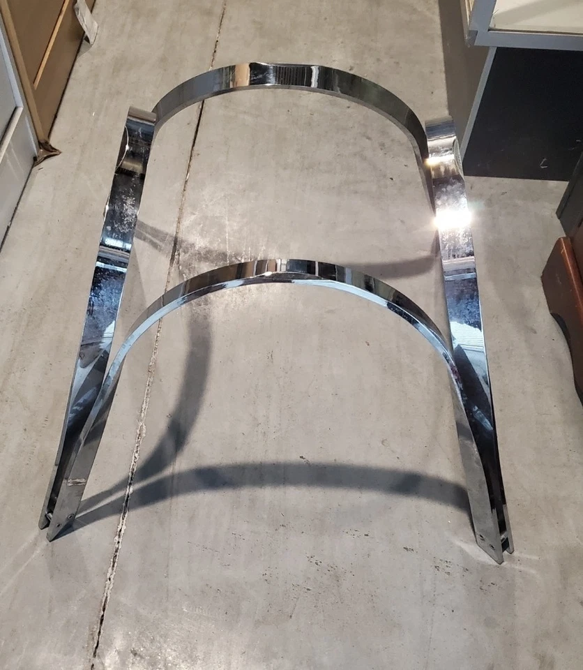 Tri-Mark Chrome Plated Steel Round Coffee Table after Roger Sprunger - Image 4 of 4