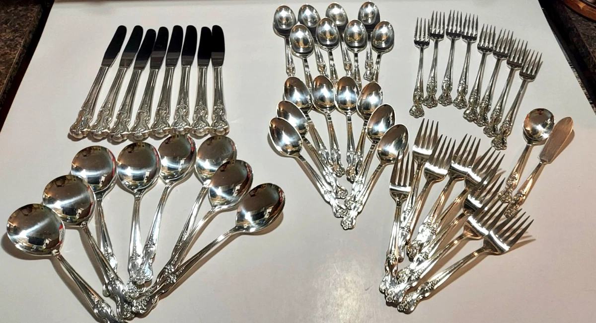 Wm. Rogers & Son Flatware-Set Antique US Silver-Plated Flatware