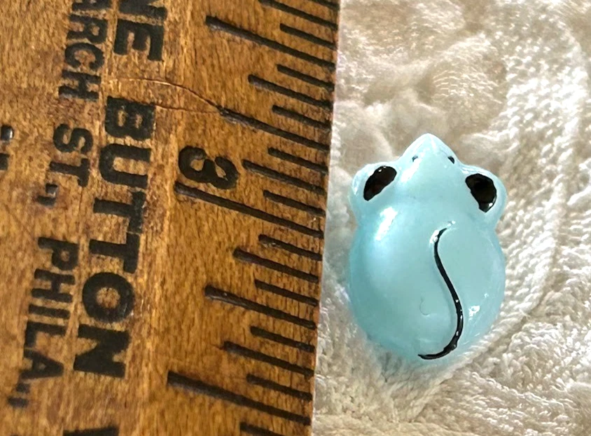 Vintage Czech Glass Realistic MOUSE Button. Black Paint Detail. NOS. 5/16 inch - Image 3 of 4