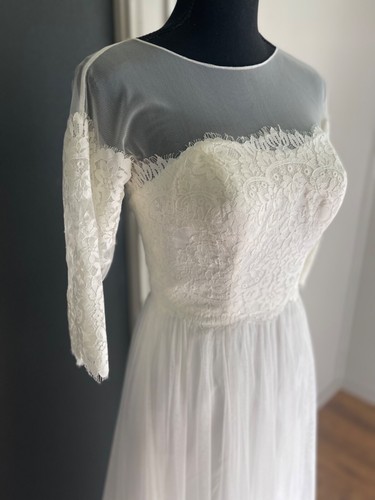 Galina Size 0 Ivory Wedding Dress Illusion Bodice w/Lace Sleeves STYLE# WG3817 - Picture 12 of 22