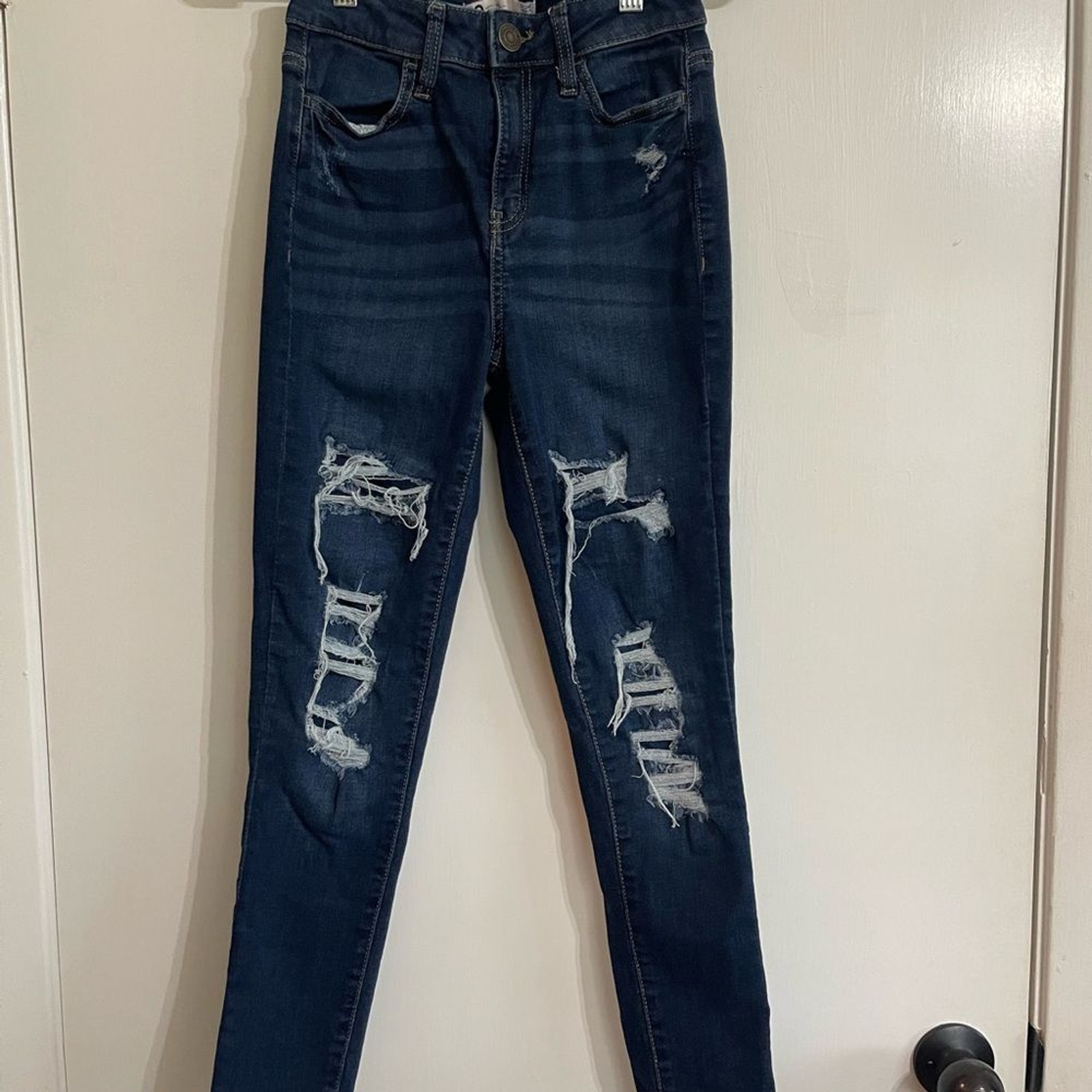 SO Blue Skinny Distressed High Rise Jegging Jeans Size 3
