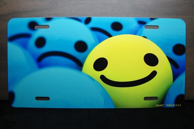 Smiley Emoji Metall Neuheit Auto Nummernschild Tag Happy Gesicht | Ebay