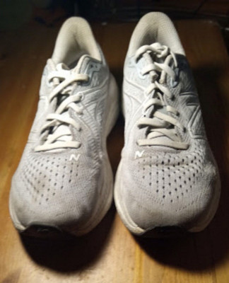 New Balance Running Fresh Foam X 860 -SZ 9 Men Race Gym Shoes Fast Shipping 26CM