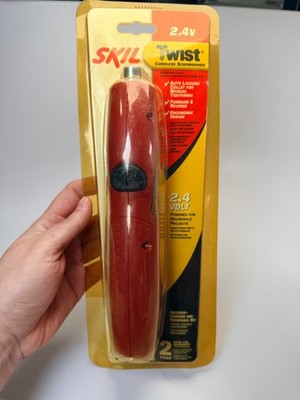 SKIL Twist Cordless Screwdriver Model #2124 2.4 Volt Charger & Reversible Bit