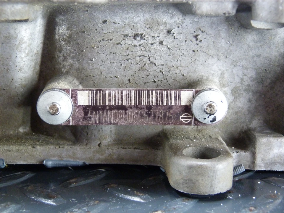 2005-2015 NISSAN XTERRA 4.0L UPPER OIL PAN 11000-EA200 OEM - Image 4 of 4