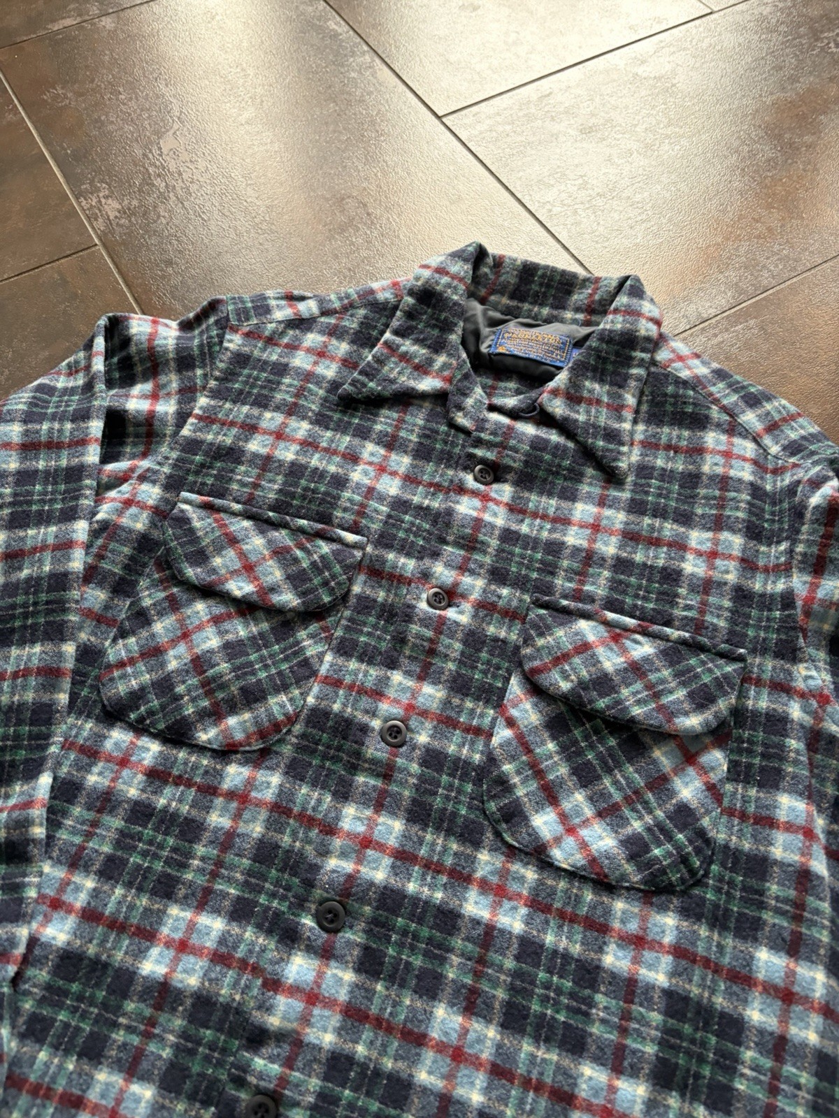 True Vintage Pendleton Loop Collar Flannel Wool B… - image 3
