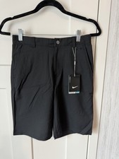 NWT Nike Boys Dri-Fit Short Standard Fit Size Medium