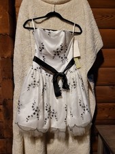 Jessica McClintock Gunne Sax white with black embroidery strapless dress Sz 5/6