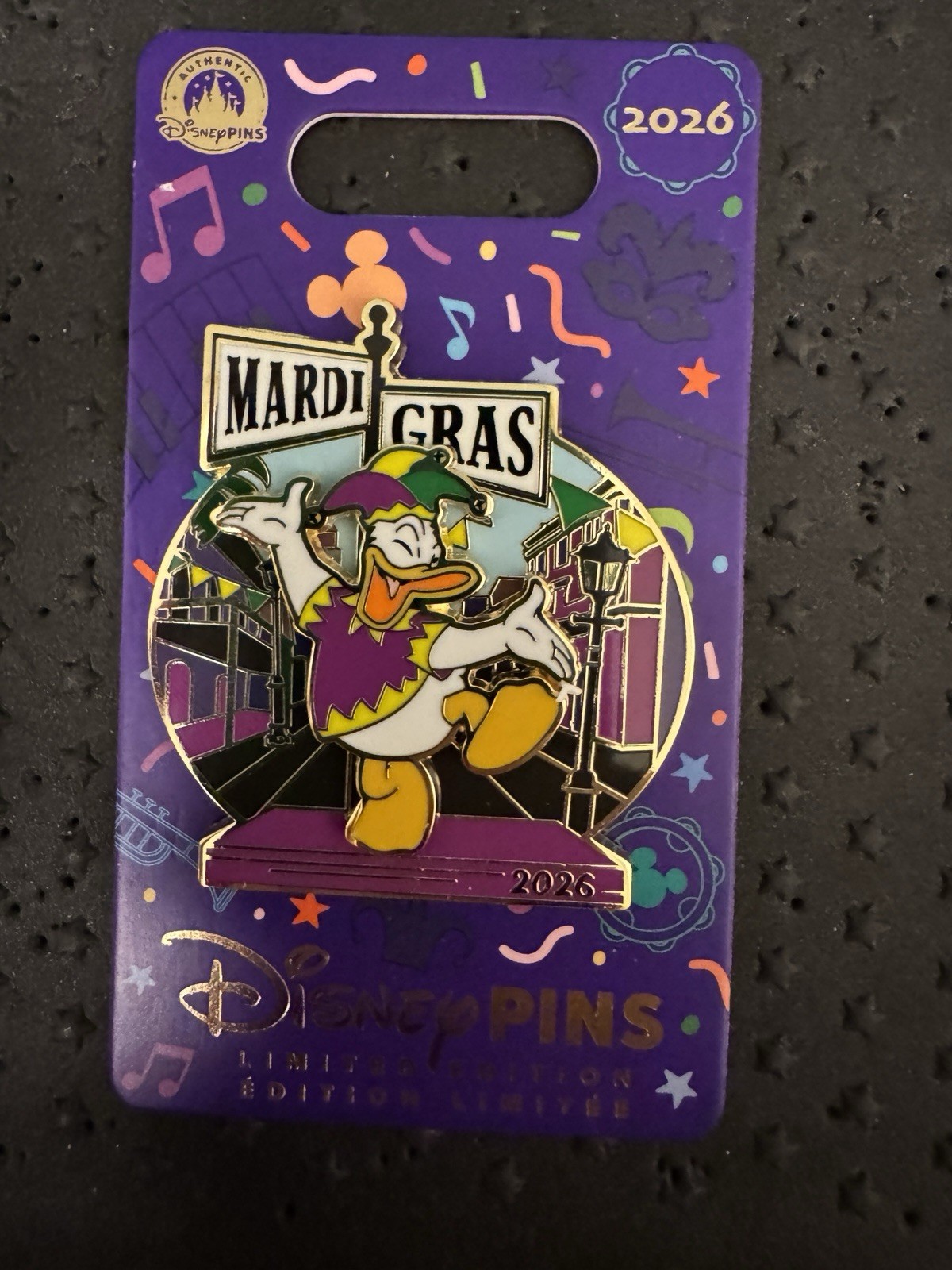 Disney Donald Duck Jester Mardi Gras 2026 Pivot Pin LE4500